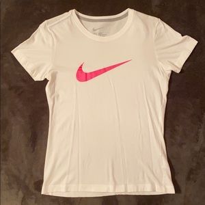 Nike Slim Fit Tee